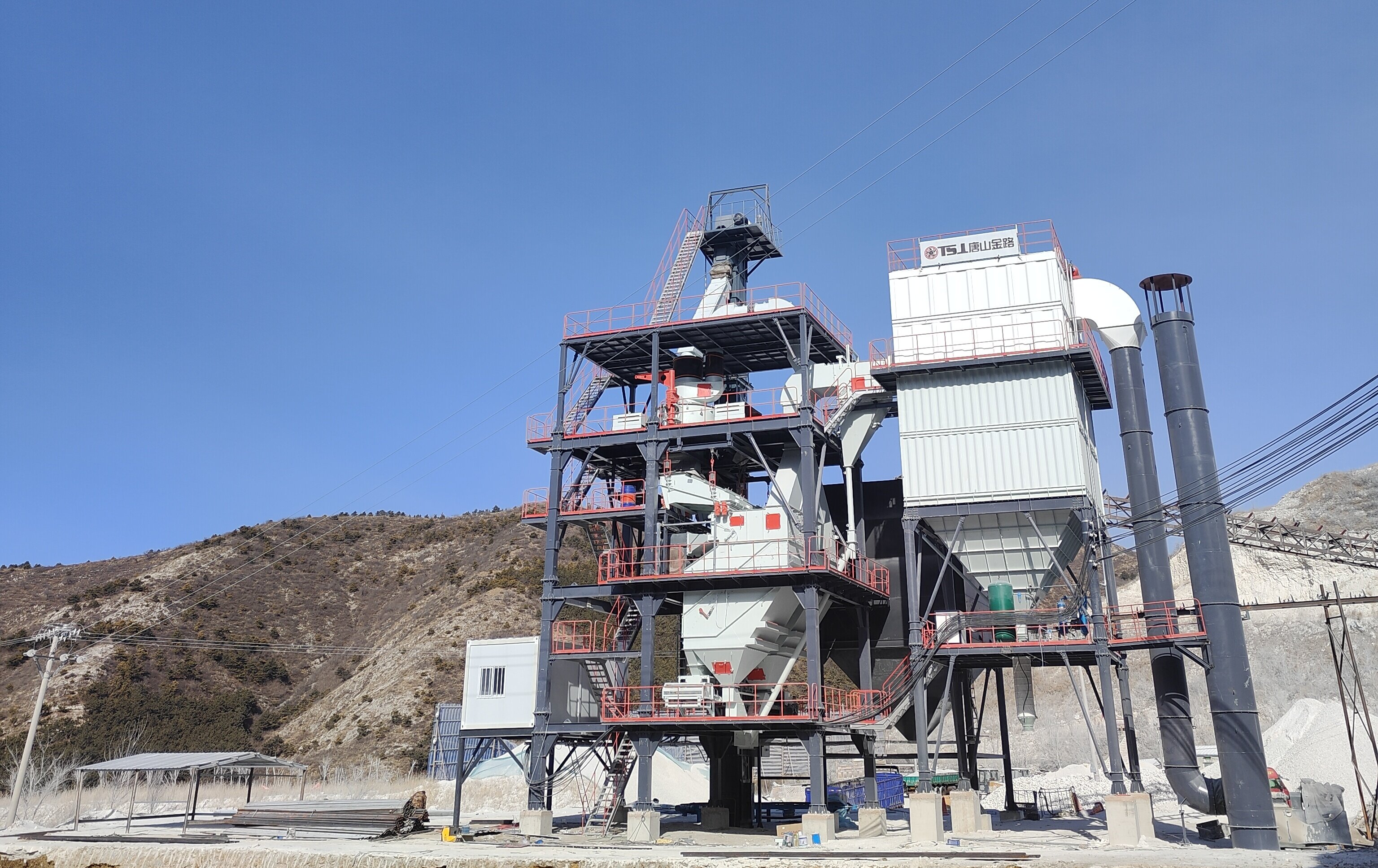 告別粉塵噪音！制砂樓如何改寫砂石行業(yè)環(huán)保格局？